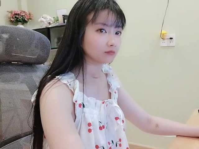 SakuraCN live cam on BongaCams