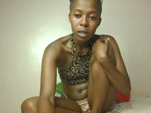 MelaninStar webcam bongacams model stream image