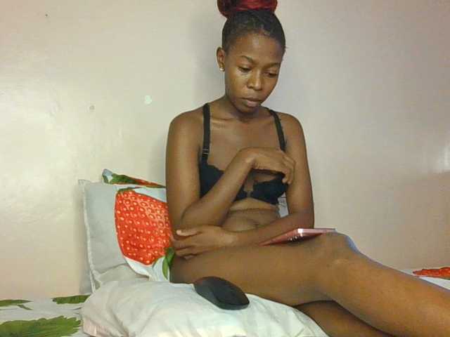 MelaninStar live cam on BongaCams