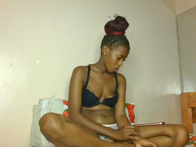 MelaninStar live cam on BongaCams