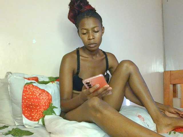 MelaninStar live cam on BongaCams