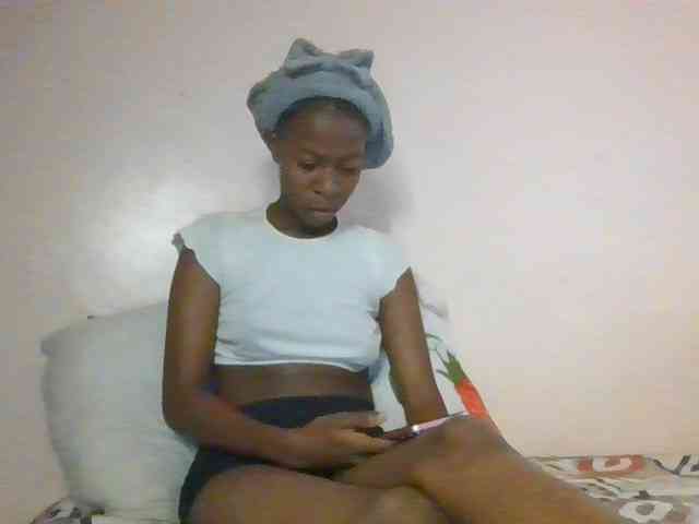 MelaninStar webcam
