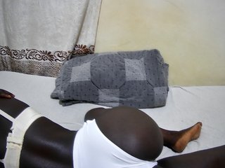 ebony-tasha1's Live Webcam