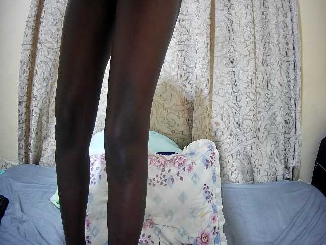 ebony-tasha1 live cam on BongaCams