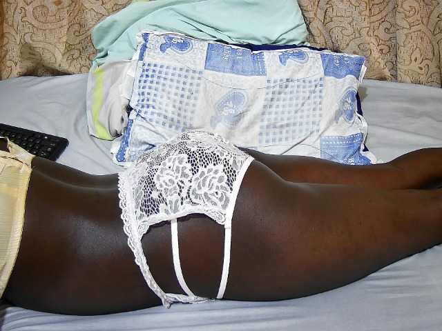ebony-tasha1 live cam on BongaCams