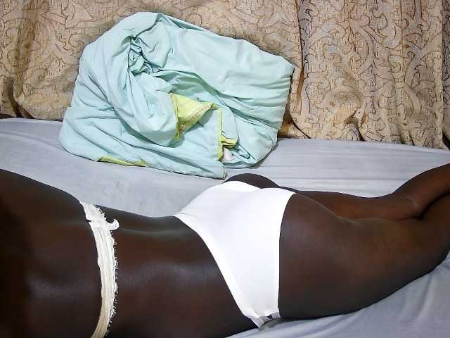 ebony-tasha1 live cam on BongaCams