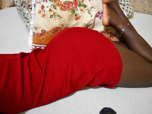 ebony-tasha1 live cam on BongaCams