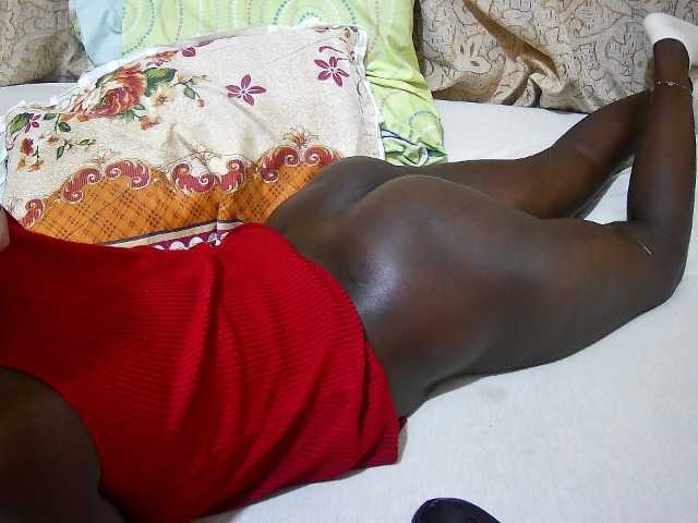 ebony-tasha1 live cam on BongaCams