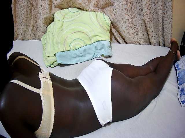 ebony-tasha1 live cam preview
