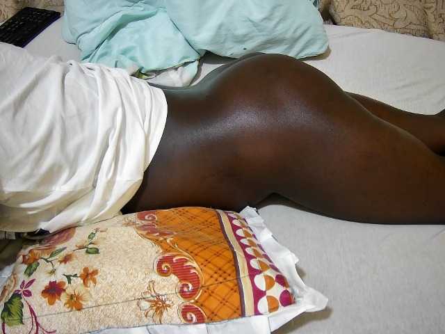ebony-tasha1 live cam on BongaCams