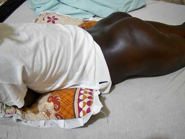 ebony-tasha1 live cam on BongaCams