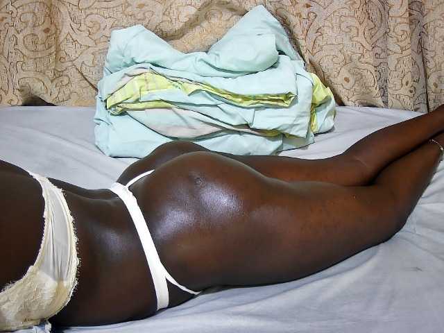 ebony-tasha1