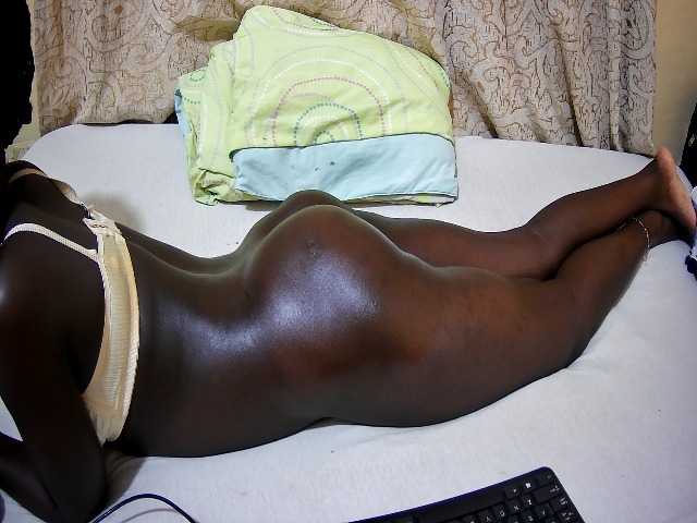 ebony-tasha1 live cam preview