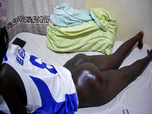 ebony-tasha1