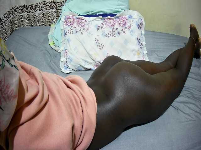 ebony-tasha1 live webcam show