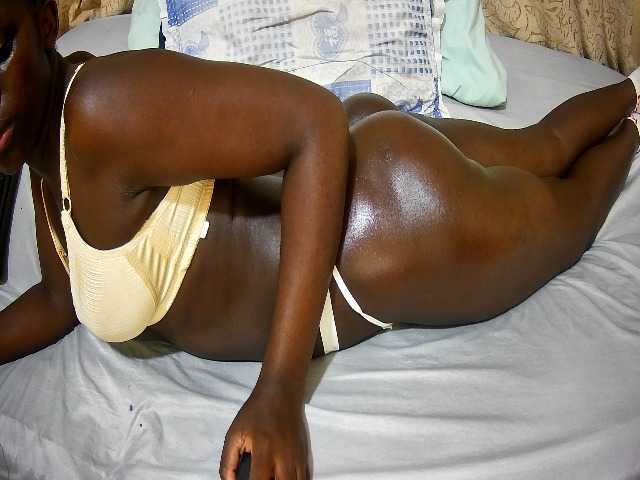 ebony-tasha1