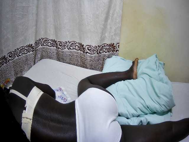ebony-tasha1 live cam on BongaCams
