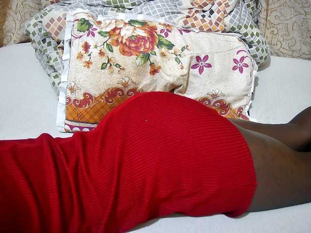 ebony-tasha1 live cam on BongaCams