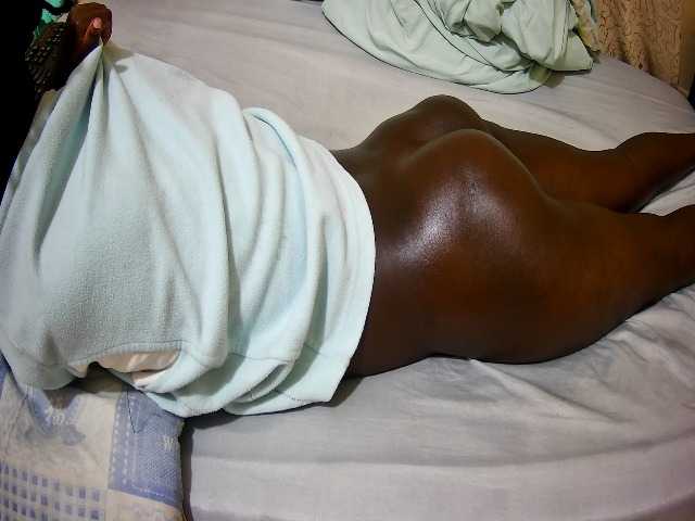 ebony-tasha1 live cam on BongaCams