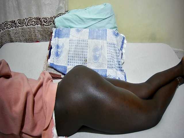ebony-tasha1 live webcam show