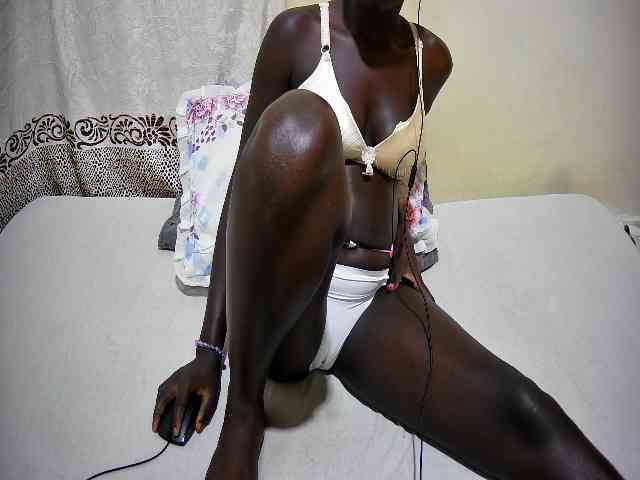 ebony-tasha1 webcam