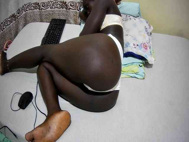 ebony-tasha1