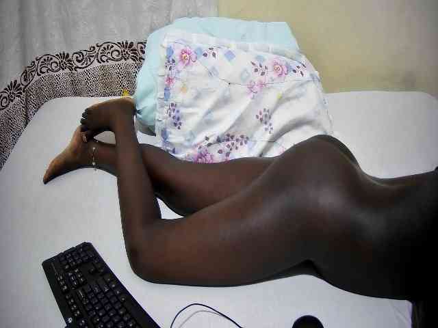 ebony-tasha1 webcam
