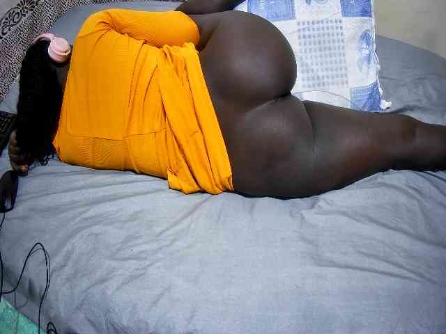 ebony-tasha1 webcam