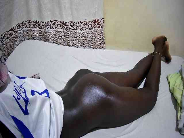 ebony-tasha1 webcam