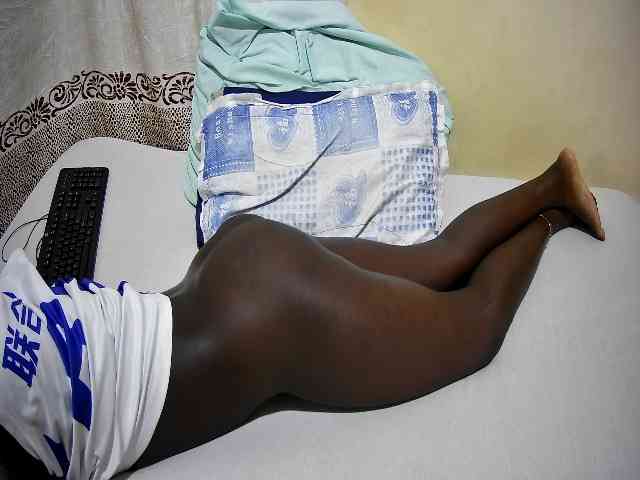 ebony-tasha1 webcam