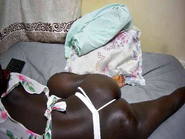 ebony-tasha1 webcam