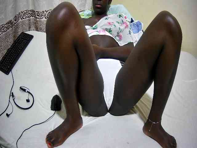 ebony-tasha1 webcam