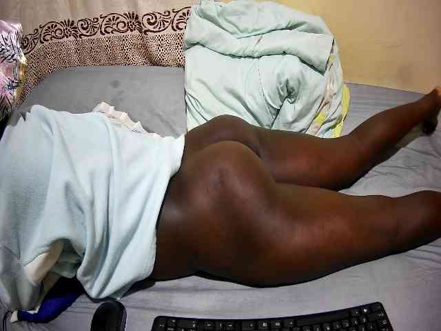 ebony-tasha1 webcam