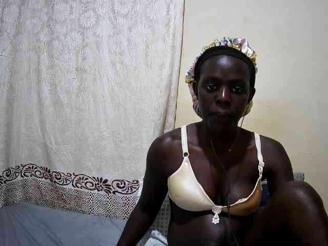 ebony-tasha1