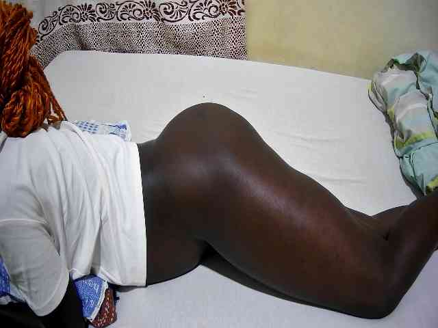 ebony-tasha1 Live Webcam on BongaCams