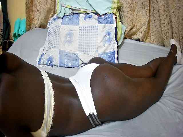 ebony-tasha1 webcam