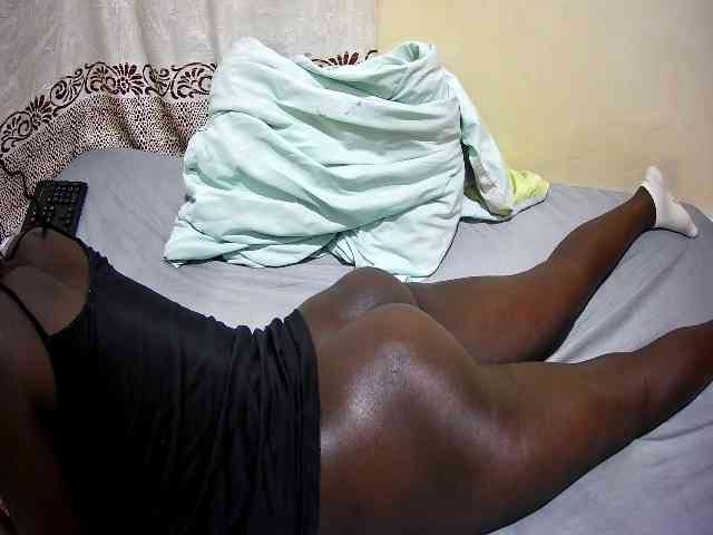 ebony-tasha1 webcam