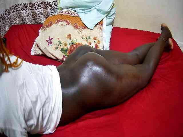 ebony-tasha1 webcam
