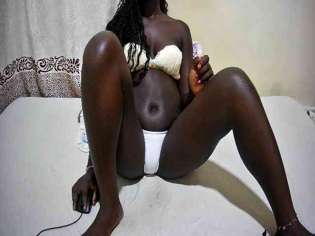 ebony-tasha1 webcam