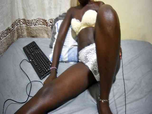 ebony-tasha1 webcam