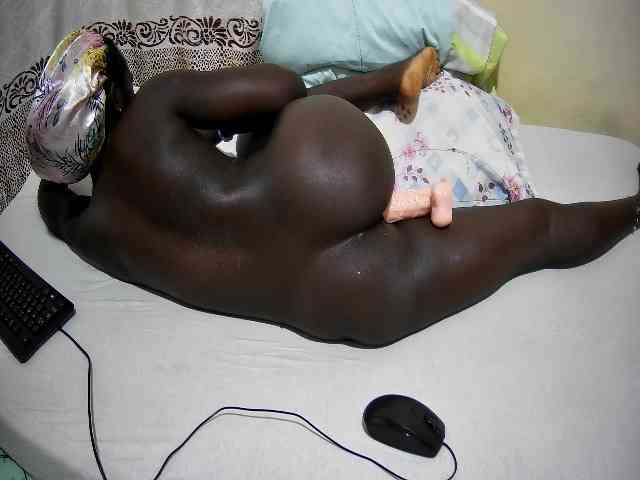 ebony-tasha1 webcam
