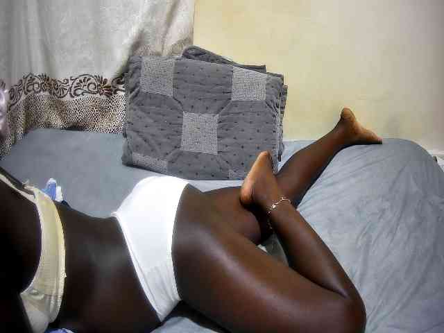 ebony-tasha1 webcam