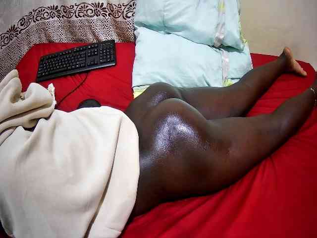 ebony-tasha1 webcam