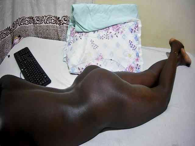 ebony-tasha1 webcam