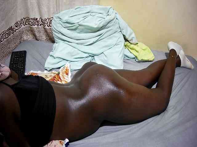 ebony-tasha1 webcam