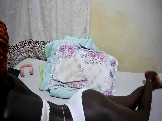 ebony-tasha1 webcam