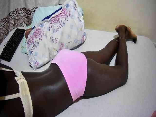 ebony-tasha1 webcam
