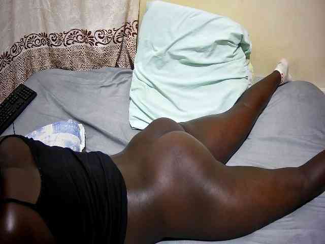 ebony-tasha1 webcam