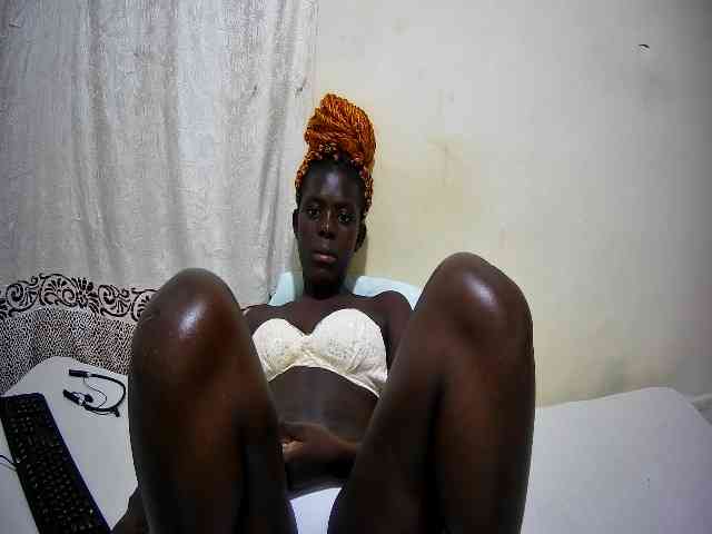 ebony-tasha1