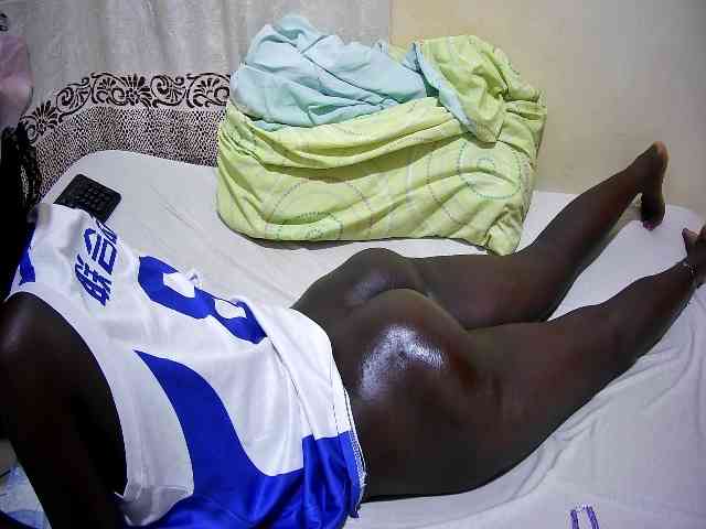 ebony-tasha1 webcam